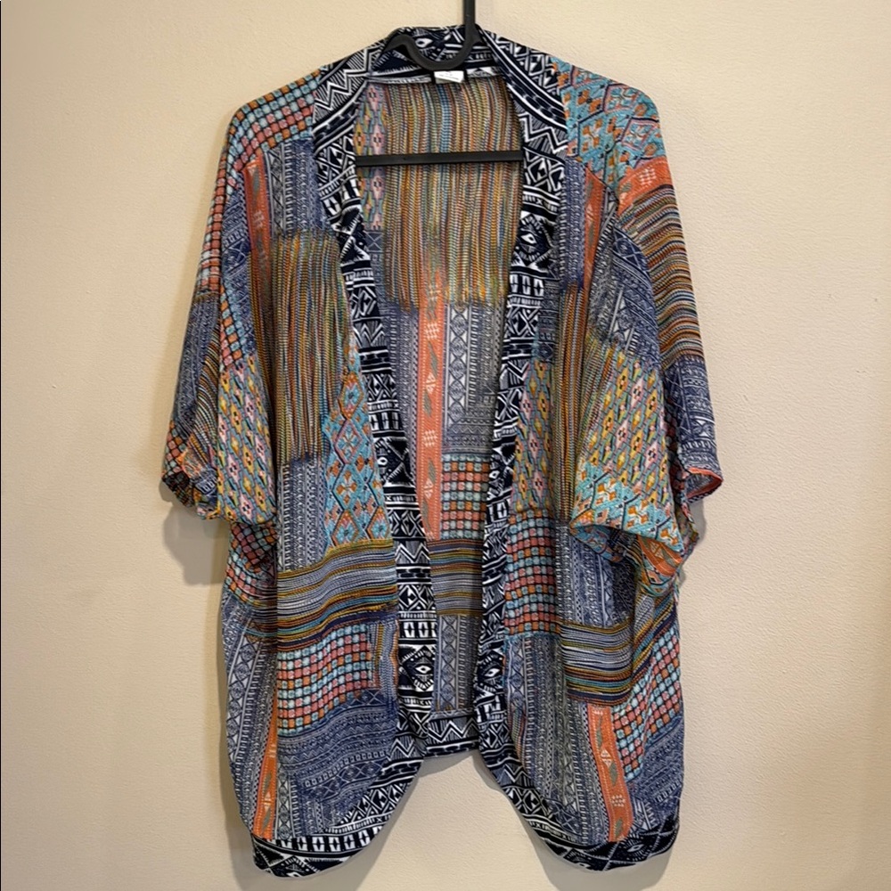 Multicolor Patterned Beautiful Kimono Top Versatile Fashionable Cruise Ready